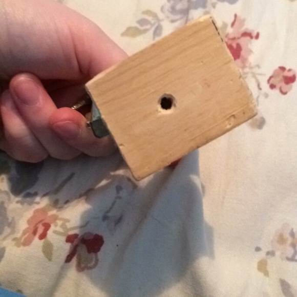 Statue - Picture 2 of 3